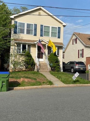 34 Hamilton Ave, Edison, NJ 08820-3933