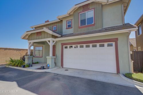 1345 Dolcetto Ln, Santa Maria, CA 93458-6326
