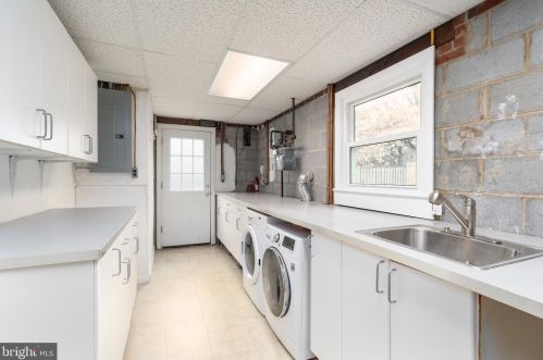 9712 Nassau Ln, Silver Spring MD  20901-2526 exterior