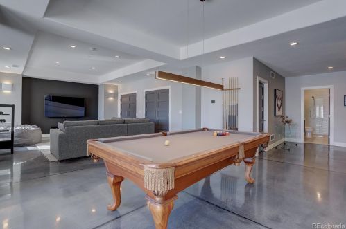 27661 Lakeview Dr, Aurora CO 80016 exterior