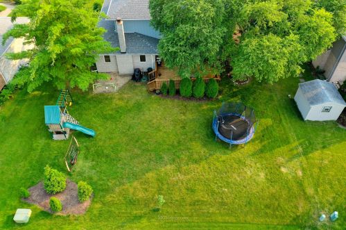 511 Wexford Dr, Lemont IL  60439-6158 exterior