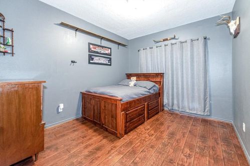 1016 Chateau Wood Pkwy Dr, Conroe TX  77385-9771 exterior