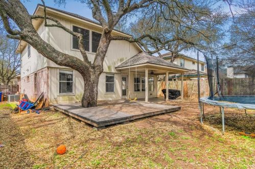 9301 Bradner Dr, Austin TX  78748-5021 exterior