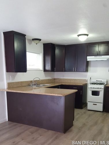 1207-9 Lyons Ln, El Cajon, CA 92021-4703