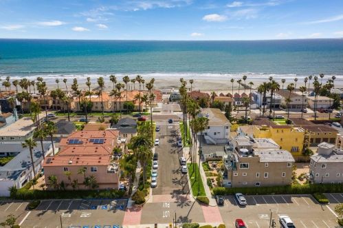 207 Windward Way, Oceanside, CA 92054-1919
