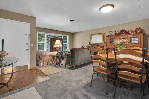 1700 Kenneth Dr, Turlock CA 95380-3421 exterior