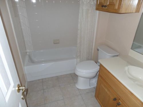 2008 Topaz Dr, Carrollton TX 75010-4511 exterior