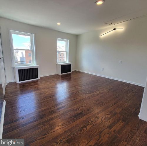 931 11 St, Philadelphia PA  19147-1901 exterior