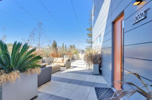 4062 El Camino Way, Palo Alto, CA 94306-4005