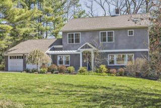 43 Woodland Dr, Princeton, NJ 08540-1313