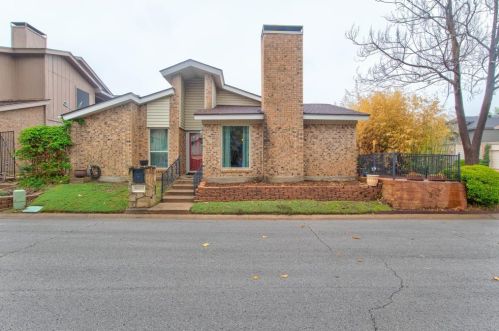 8100 Lea Shore St, Fort Worth TX  76179-3219 exterior