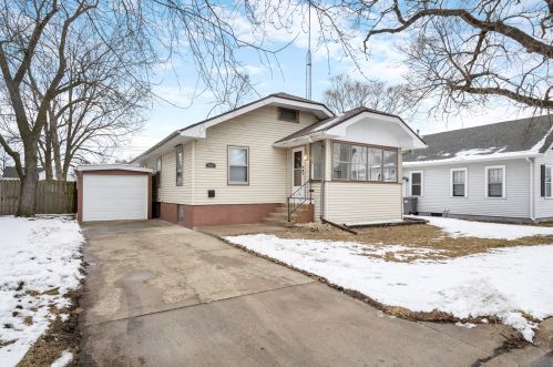 1352 Huron St, Ottawa, IL 61350-3227