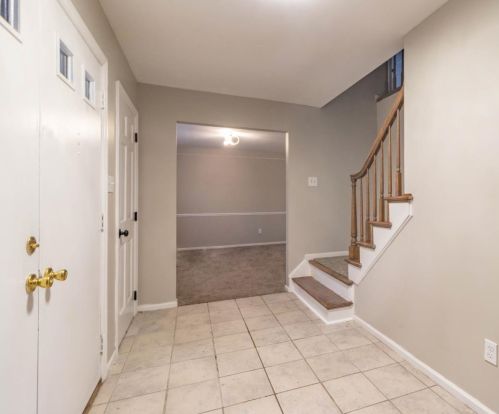 11186 Embassy Dr, Cincinnati OH  45240-3006 exterior