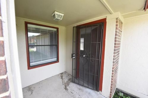 8912 Greenmound Ave, Dallas, TX 75227-8363