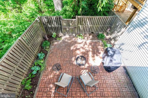 10836 Douglas Ave, Silver Spring MD 20902-5007 exterior