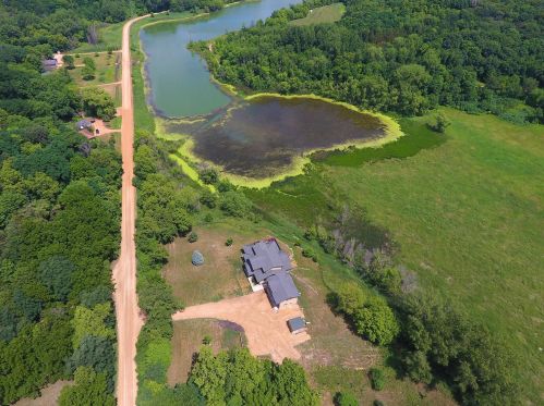 19987 Indian Lake Rd, Mankato, MN 56001-6619