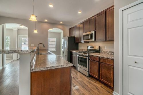 11558 Kentucky St, Crown Point IN  46307-7207 exterior