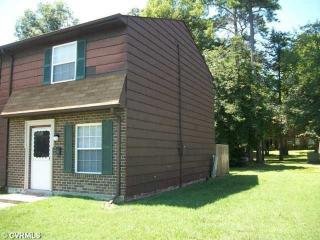 1516 Stowmarket Ct, Richmond VA  23225-7618 exterior