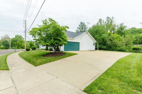 1973 Smizer Mill Rd, Fenton, MO 63026-2639
