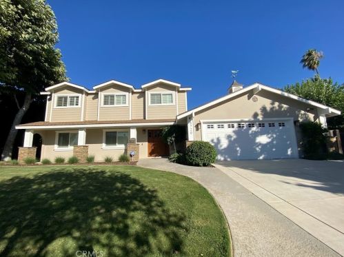 5720 Via Cuesta, Riverside, CA 92506-4002