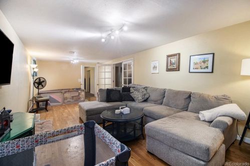 1001 Cortez St, Denver CO  80221-3572 exterior