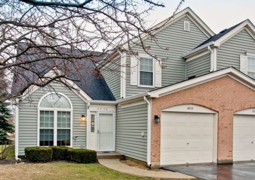 6858 Hampton Cir, Gurnee, IL 60031-4018