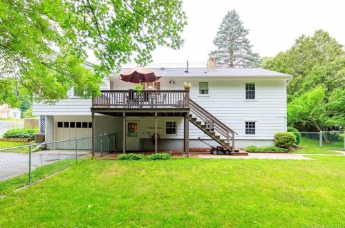 364 Woodstock Ave, Putnam, CT 06260-1024