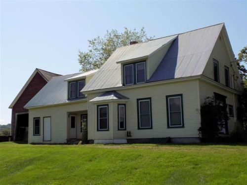 83 Chesley Hl Rd, Sheffield VT  05866-4400 exterior
