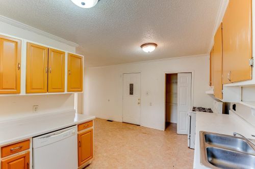 733 Conway St, Saint Paul MN  55106-5507 exterior