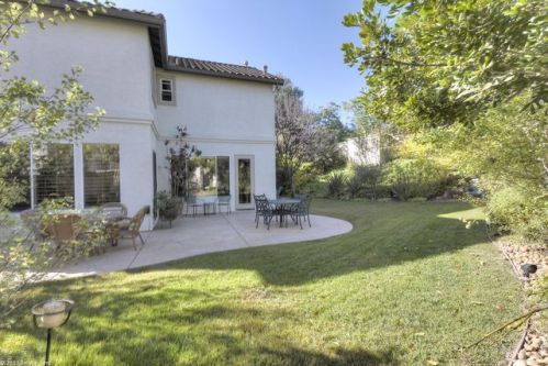7155 Tanager Dr, Carlsbad, CA 92011-5035