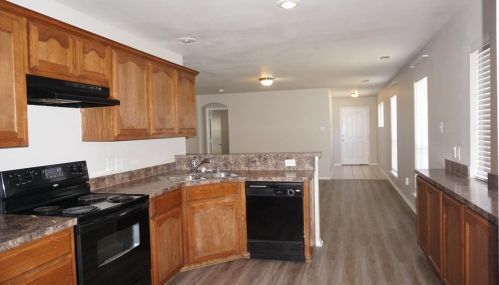 11012 Kinston St, Fort Worth TX  76179-5337 exterior