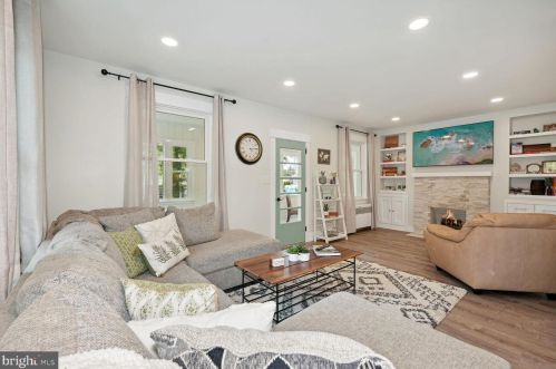 248 Strawbridge Ave, Camden NJ  08108-1809 exterior