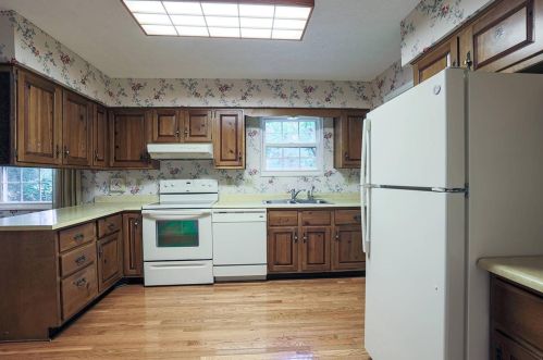 10760 Deerfield Rd, Cincinnati OH  45242-4215 exterior