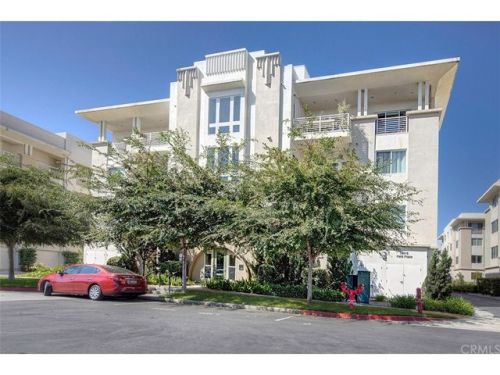 13019 Park Pl, Hawthorne CA  90250-0947 exterior