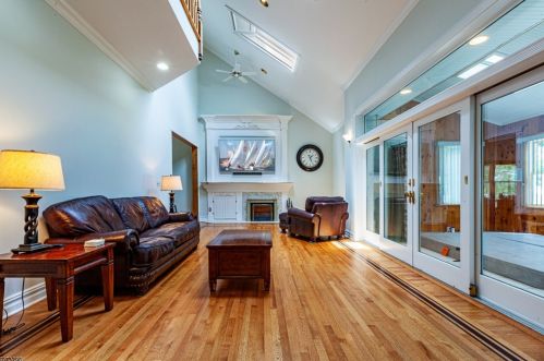 68 Sand Shore Rd, Mount Olive, NJ 07828-2126