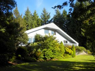 1864 Sherman Hill Rd, Breidablick, WA 98370-8202