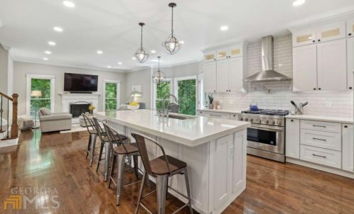 280 Cameron Ridge Dr, Atlanta GA  30328-4709 exterior