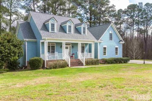 2125 Winslowe Farm Dr, Zebulon, NC 27597-6805