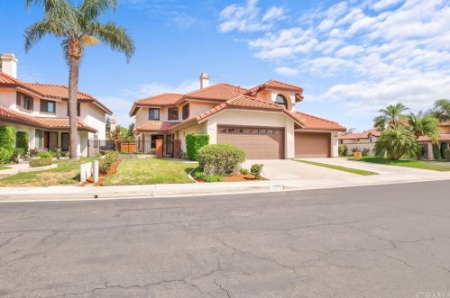 6292 Quartz Ln, Anaheim, CA 92807-4837
