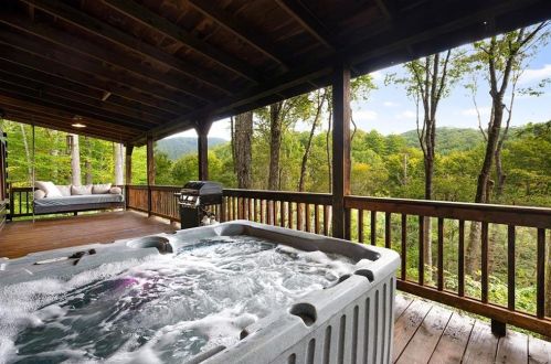 332 Creek Side Rd, Ellijay, GA 30540-0005
