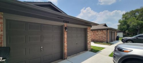 1324 Bellgrove Dr, Taylor Lake Village TX  77586-6026 exterior