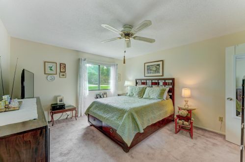 1613 Helmo Ave, Saint Paul MN  55128-5535 exterior