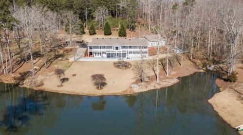 2560 Scheaffer Rd, Conyers GA  30012-2608 exterior