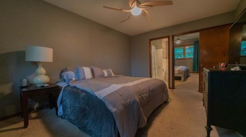 9601 Dogwood Dr, Hammond IN 46321-3709 exterior