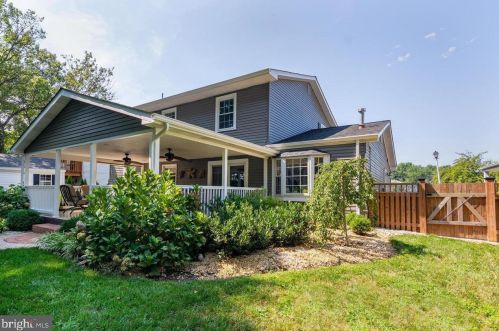 927 Autumn Valley Ln, Gambrills, MD 21054-1216