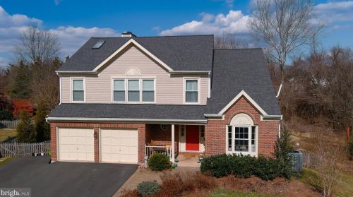 3013 Hughsmith Ct, Herndon, VA 20171-4060