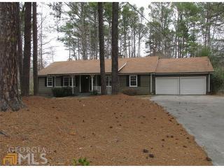 574 Holt Rd, Marietta, GA 30068-3002