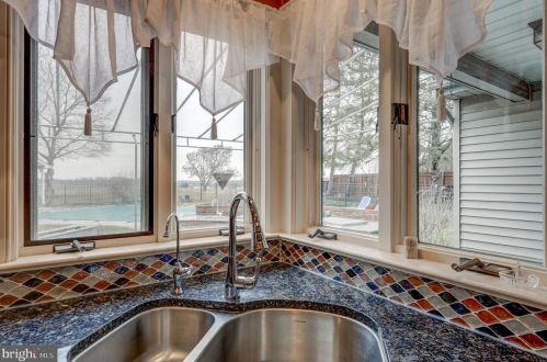 2045 Rockvale Rd, Lancaster PA  17602-1405 exterior