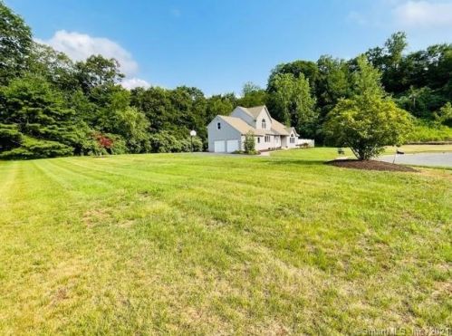1200 Cornerstone Ct, Cheshire, CT 06410-1860