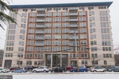 1900 Hamilton St, Philadelphia PA  19130-3889 exterior